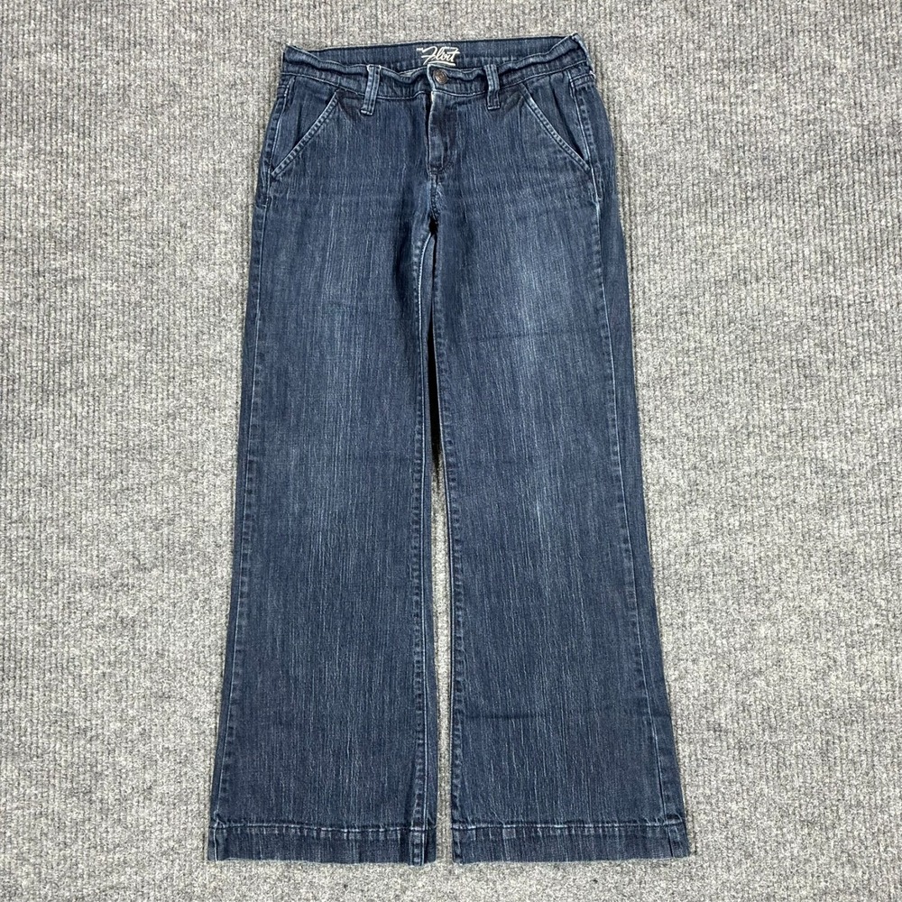 Old Navy The Flirt Wide Leg Jeans Womens 2 Regular Medium Wash Stretch Low Rise